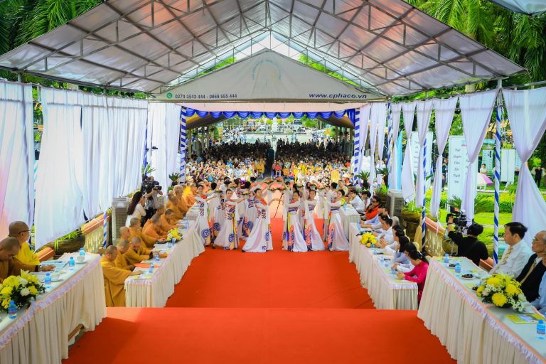 Lễ Vu Lan Tại Hoa Viên Bình Dương